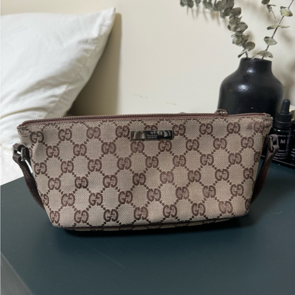 Gucci pochette bag